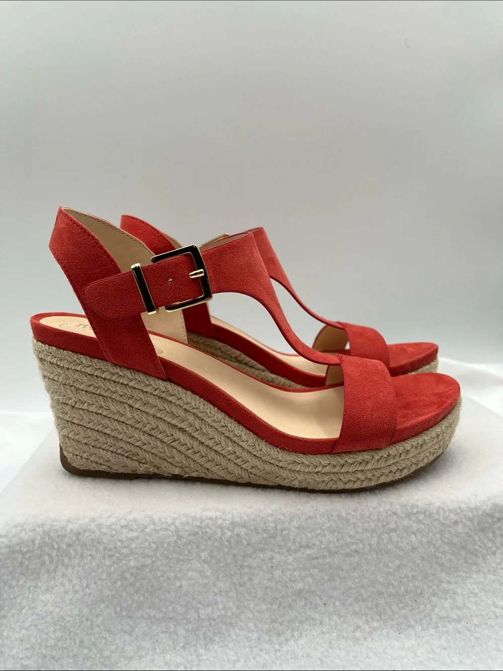 Kenneth Cole Reaction Spiced Coral Suede Espadrille Wedge Sandals